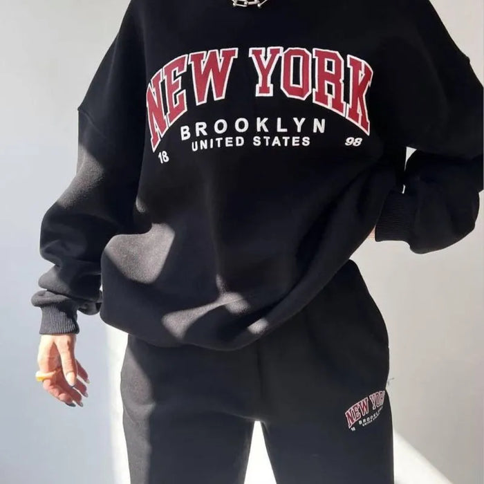 New York Pullover Sweatshirt and Sweatpants Set